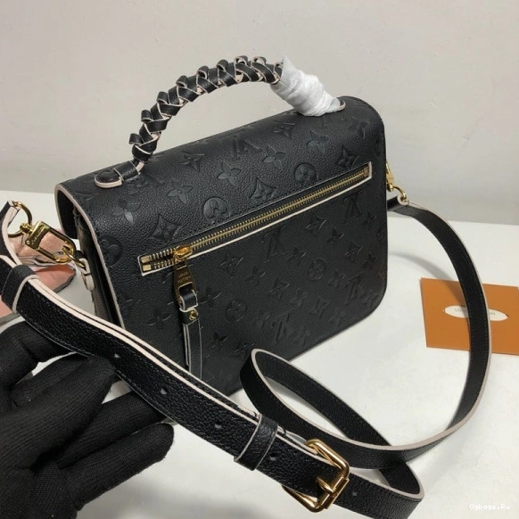 POCHETTE METIS VUITTON LOUIS 0419